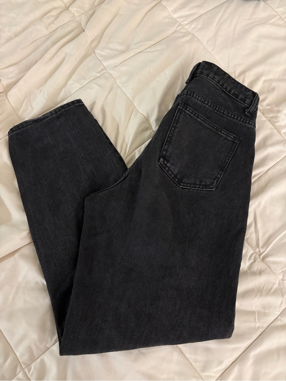PrettyLittleThing Women’s Black Distressed Boyfriend Jeans